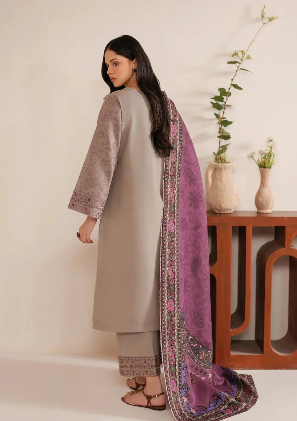 Its 3 Piece Unstitched Embroidered Lawn Dress IR-10