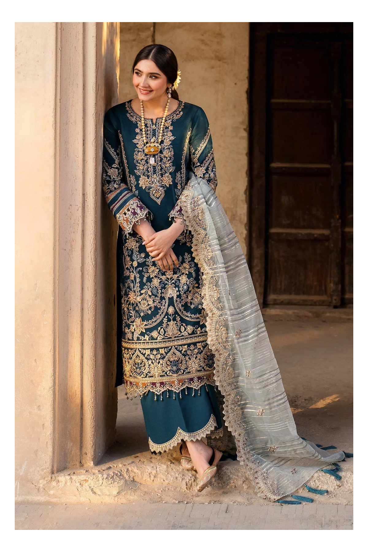 Its 3 piece unstitched Lawn Embroidered Dress IR-25